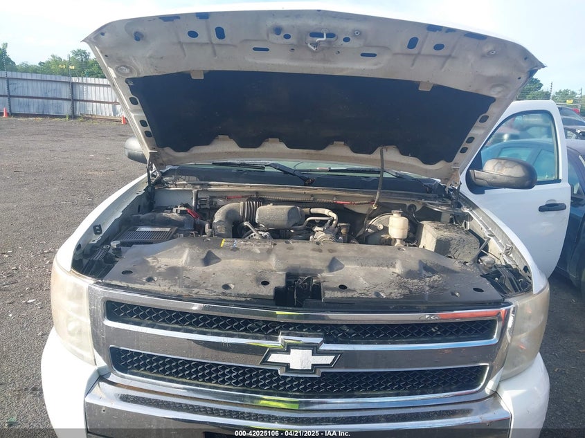 2007 CHEVROLET SILVERADO 1500 VIN: 1GCEC19X97Z615574