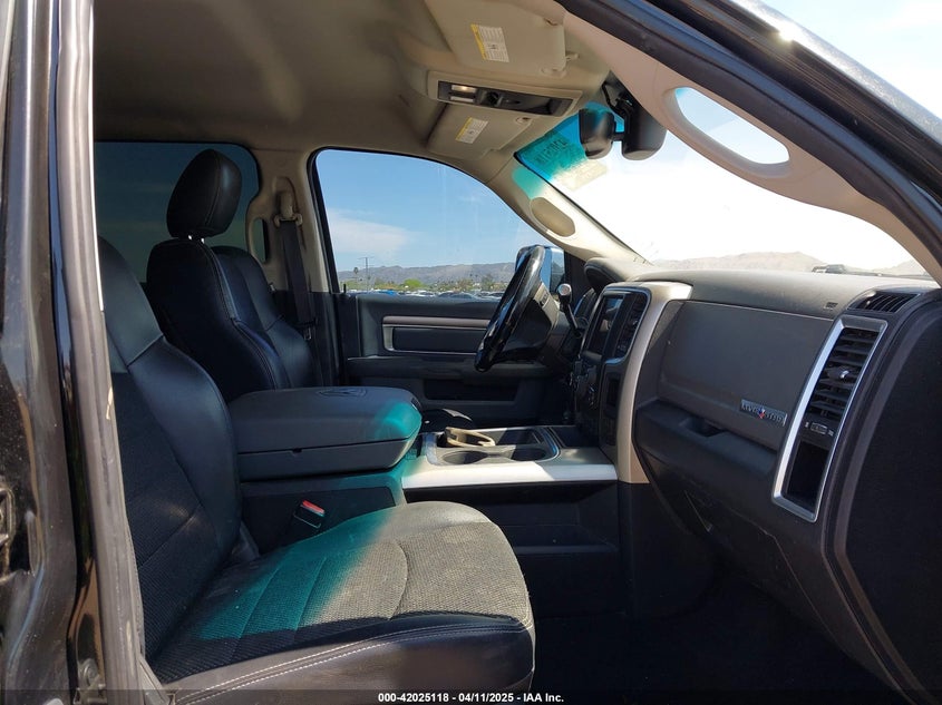 2018 RAM 2500 VIN: 3C6UR5DL9JG327168