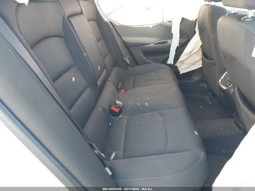 2018 CHEVROLET MALIBU VIN: 1G1ZD5ST1JF215880