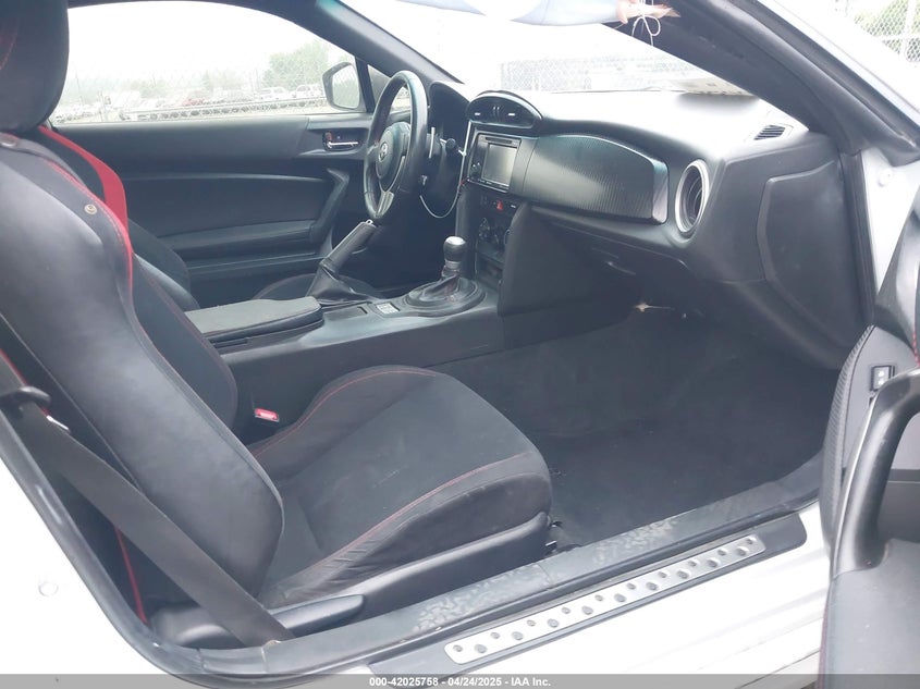 2013 TOYOTA SCION FR-S JF1ZNAA14D2704160