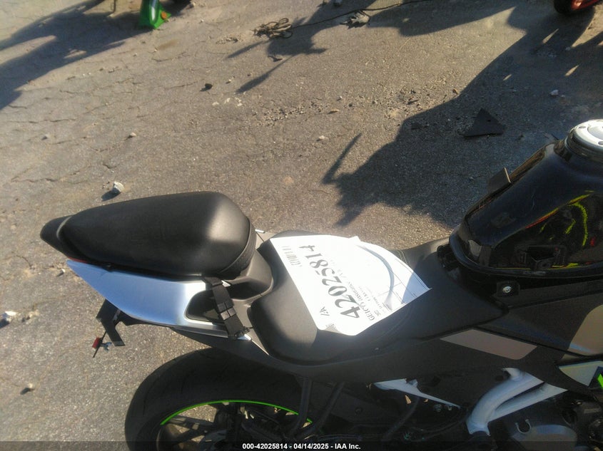2022 CFMOTO 300SS VIN: LCEPDPL32N6000507