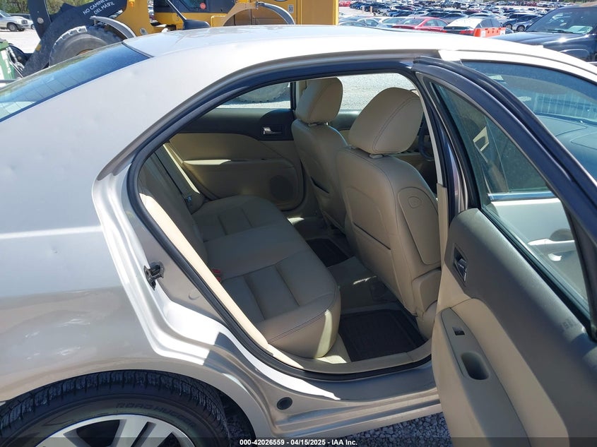 2009 FORD FUSION VIN: 3FAHP08Z99R105267