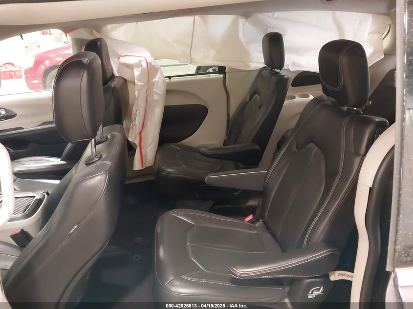 2022 CHRYSLER PACIFICA TOURING L - 2C4RC1BG4NR109475