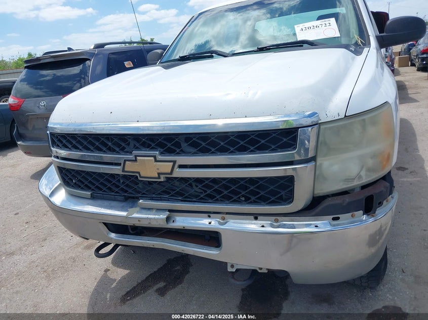 2011 CHEVROLET SILVERADO 2500HD VIN: 1GC1KVEG5BF104422