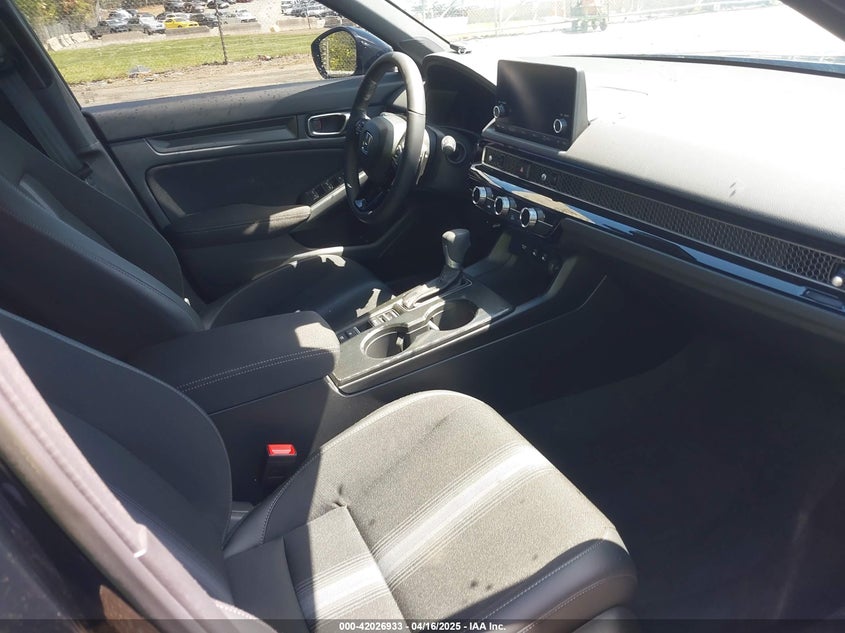 2025 HONDA CIVIC SPORT - 19XFL2H82SE015603