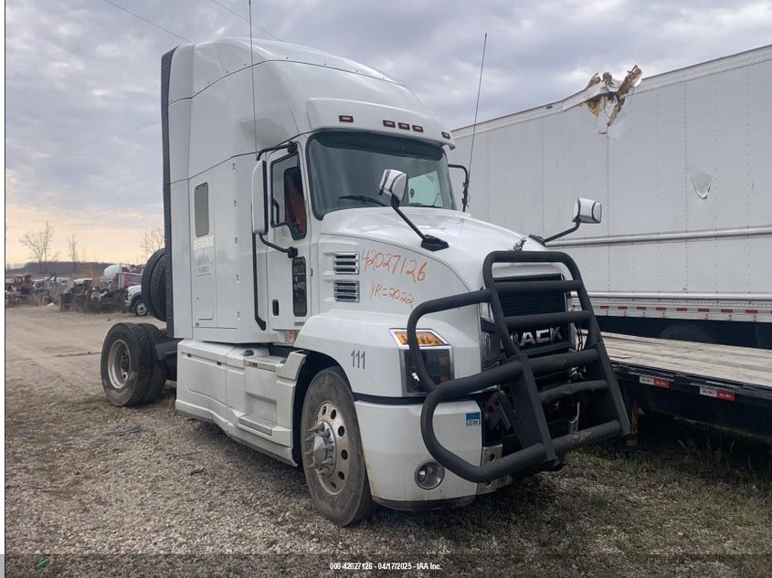 2022 MACK ANTHEM  (VIN: 1M1AN4GY8NM026385)