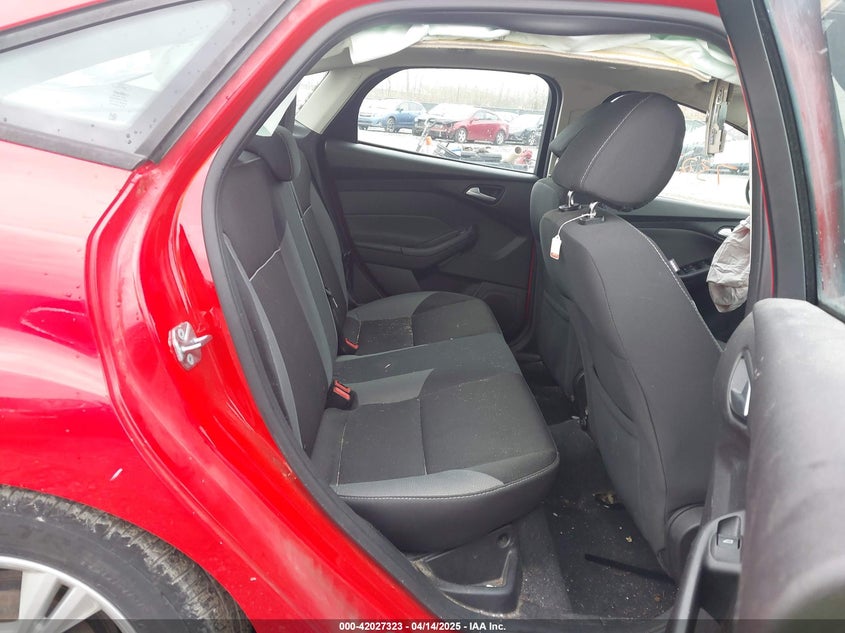 2014 FORD FOCUS VIN: 1FADP3F20EL379178