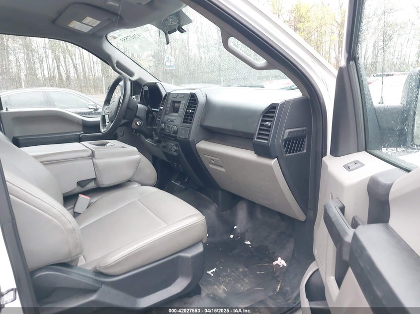 2016 FORD F150 VIN: 1FTMF1C85GKD27709