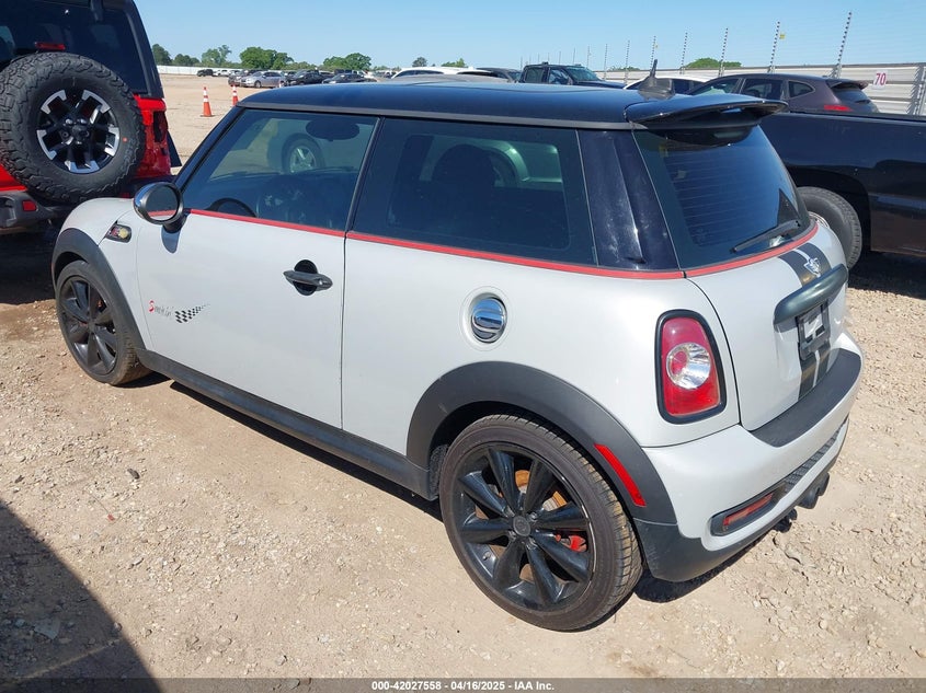 2013 MINI HARDTOP VIN: WMWSV3C50DT389419