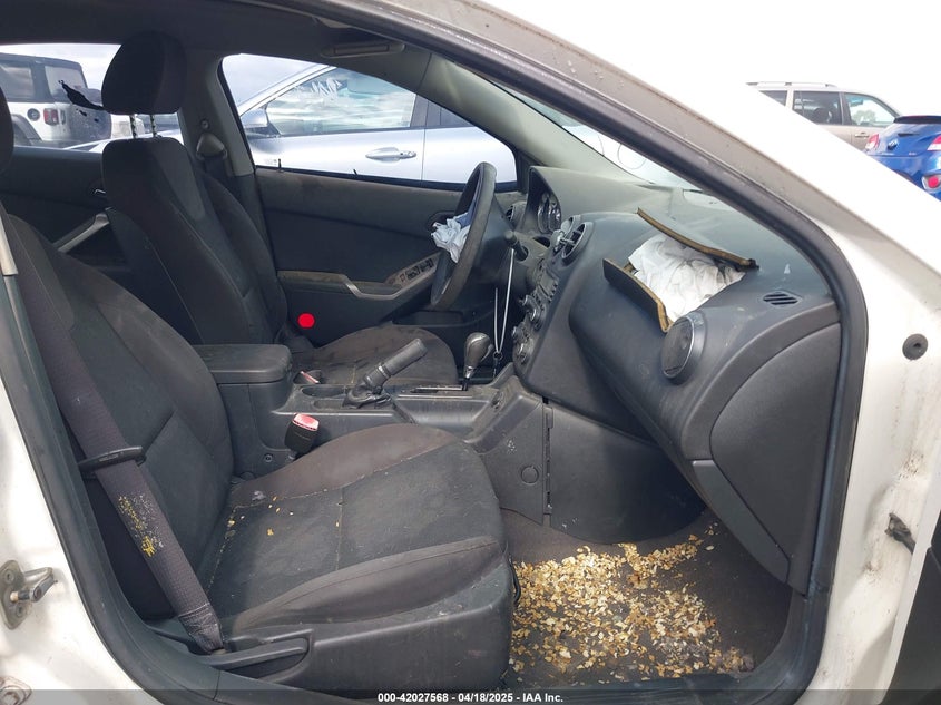 1G2ZM551564227054 2006 PONTIAC G6 photo no. 5