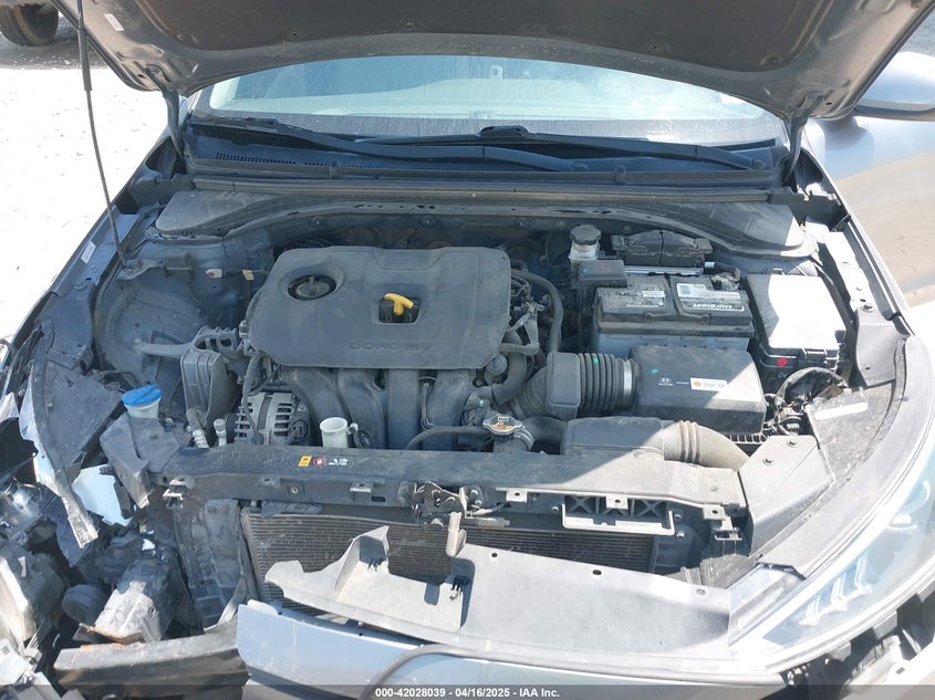 2019 HYUNDAI ELANTRA SEL - KMHD84LF4KU749229