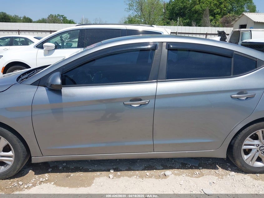 2019 HYUNDAI ELANTRA SEL - KMHD84LF4KU749229