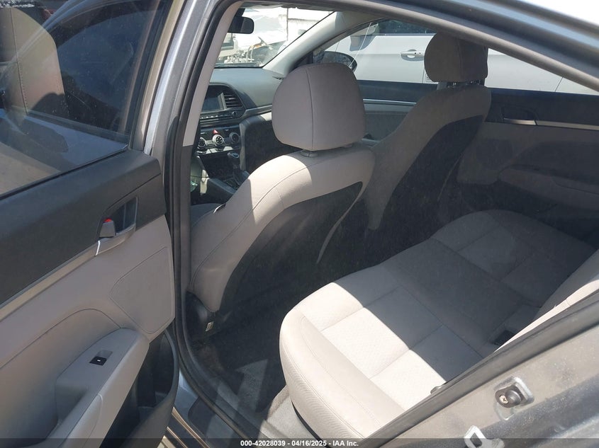 2019 HYUNDAI ELANTRA SEL - KMHD84LF4KU749229