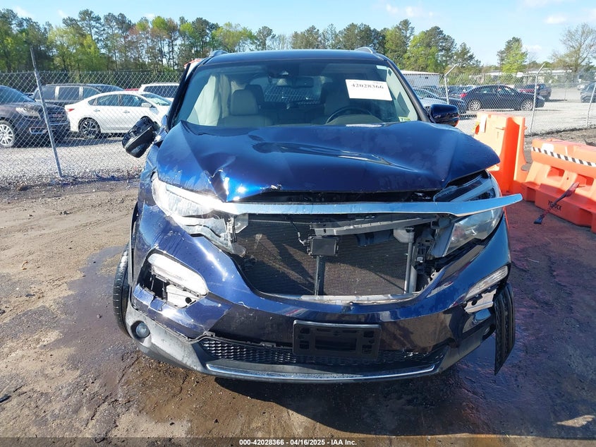 2017 HONDA PILOT TOURING - 5FNYF6H91HB035165