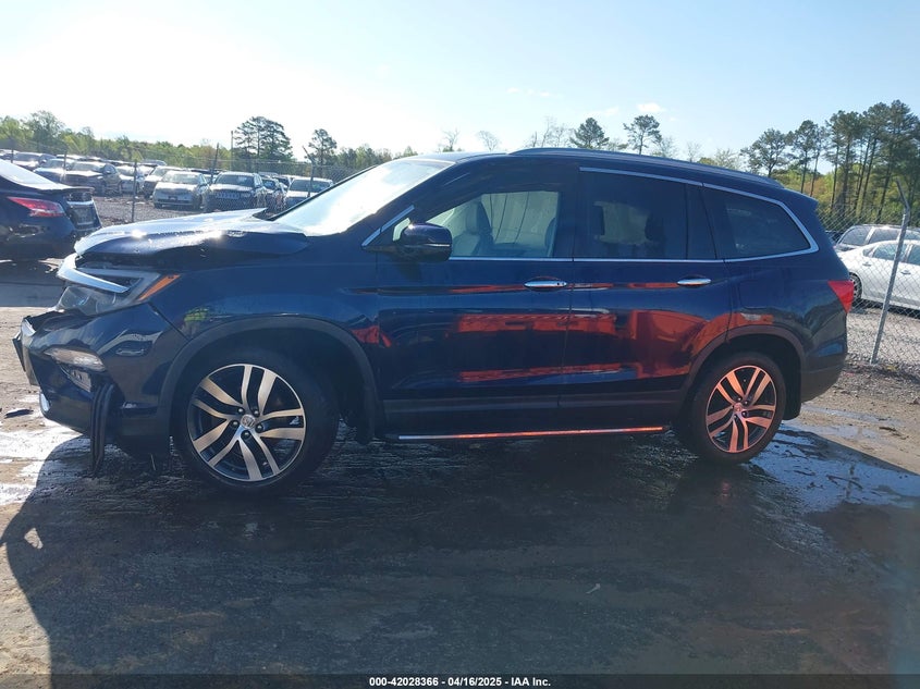 2017 HONDA PILOT TOURING - 5FNYF6H91HB035165