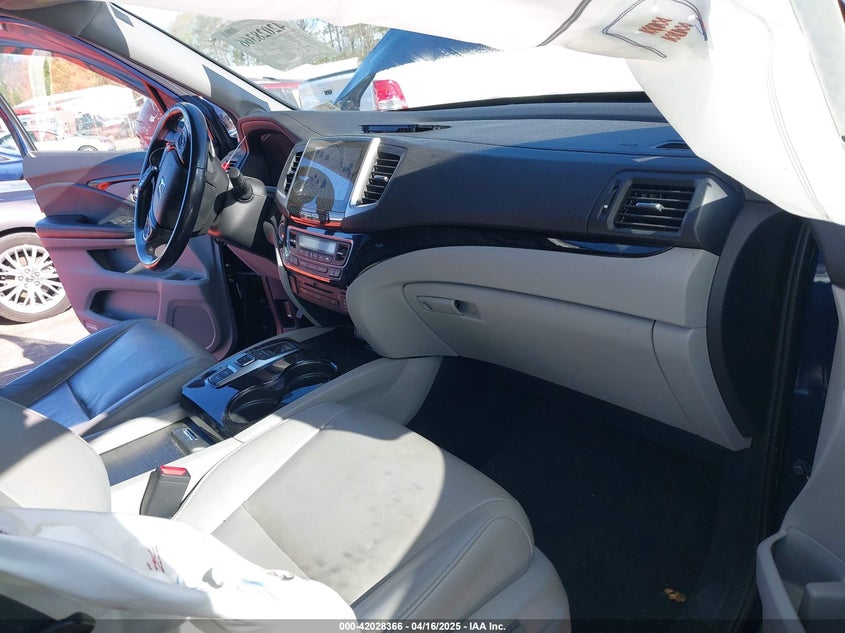 2017 HONDA PILOT TOURING - 5FNYF6H91HB035165