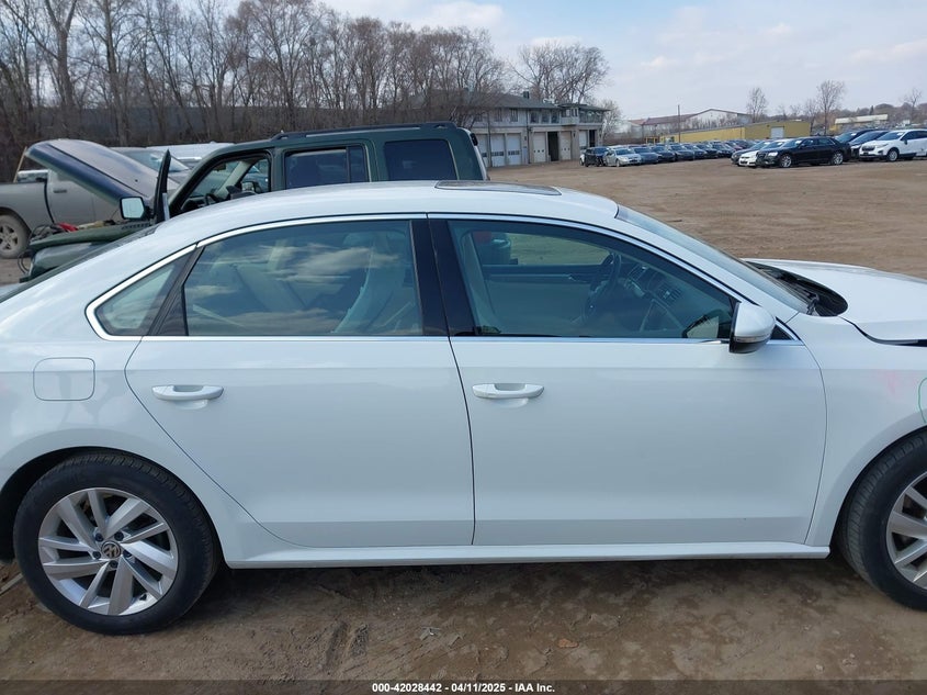 2018 VOLKSWAGEN PASSAT VIN: 1VWBA7A38JC048169