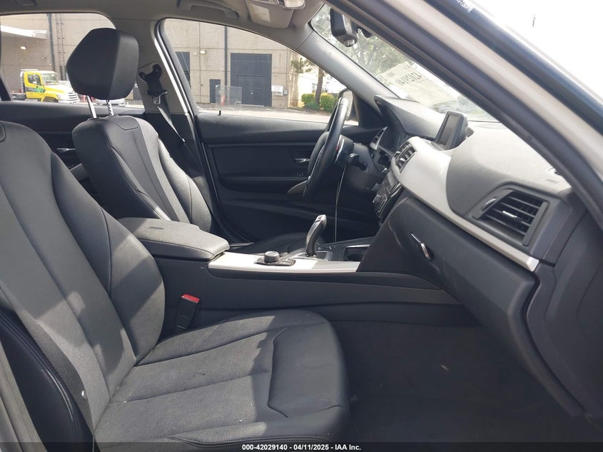 2016 BMW 320I VIN: WBA8A9C52GK617133