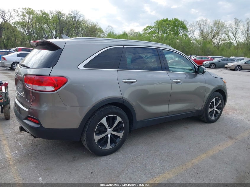 VIN 5XYPHDA52HG323254 2017 KIA SORENTO 3.3L EX