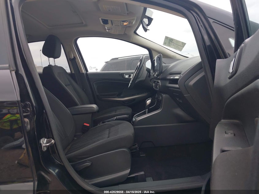 VIN MAJ3S2GE3KC268892 2019 FORD ECOSPORT SE