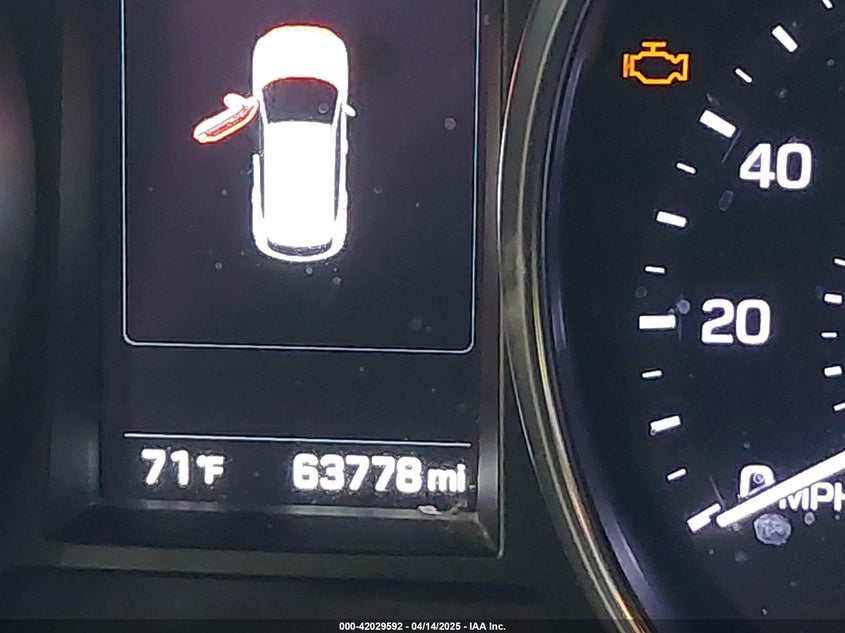 2018 HYUNDAI SANTA FE VIN: KM8SR4HFXJU263648