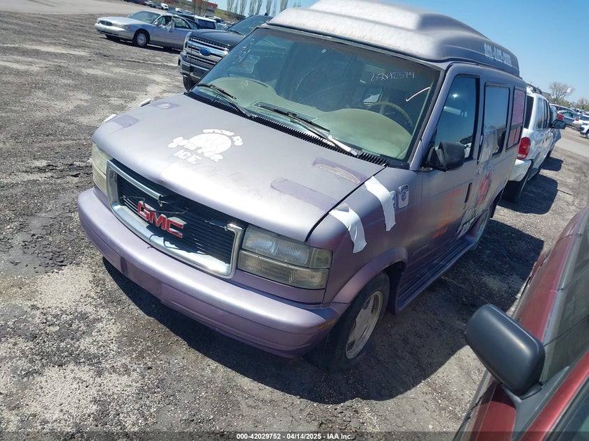 2000 GMC Safari Upfitter Pkg. purple van gasoline 1GDDM19W8YB503760 photo #3