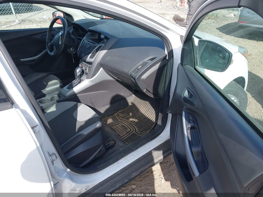 2012 FORD FOCUS VIN: 1FAHP3K27CL311240