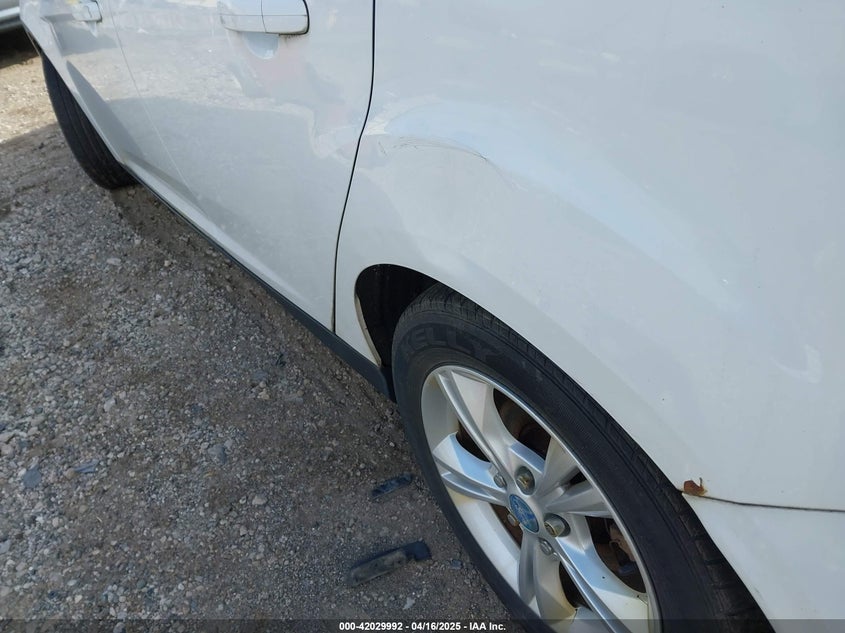 2012 FORD FOCUS VIN: 1FAHP3K27CL311240