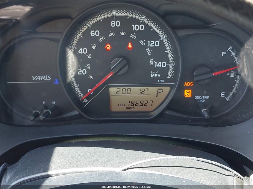 2015 TOYOTA YARIS VIN: VNKKTUD36FA038614