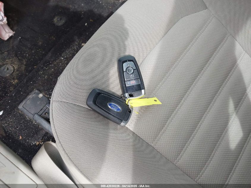 2019 Ford Fusion Se VIN: 3FA6P0HD1KR164556 Lot: 42030226