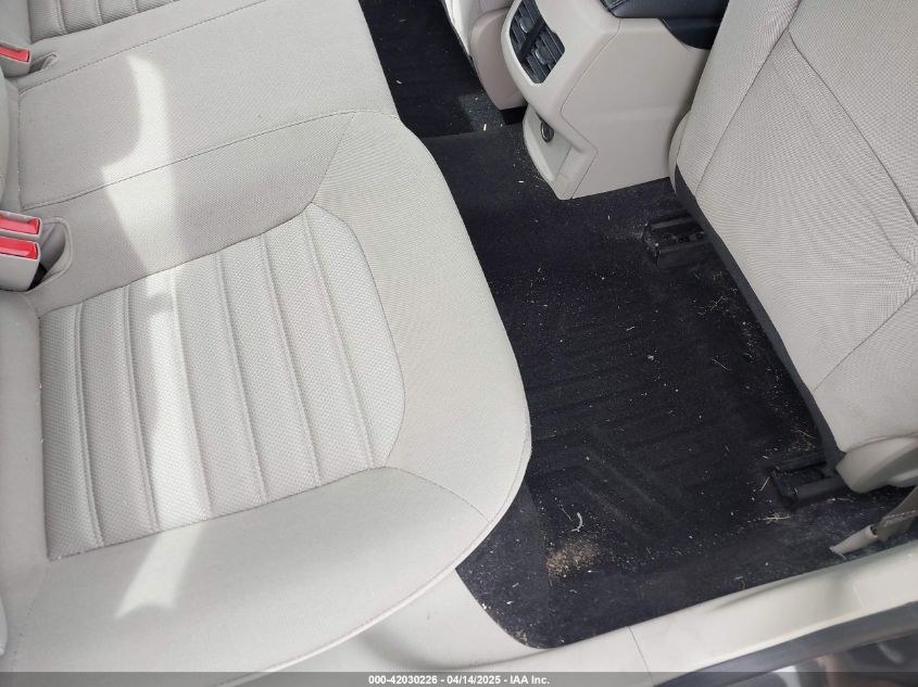 2019 Ford Fusion Se VIN: 3FA6P0HD1KR164556 Lot: 42030226