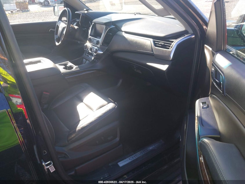 2017 CHEV TAHOE LT 4WD VIN: 1GNSKBKC3HR227560