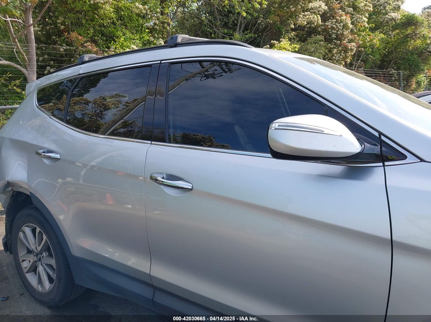 2016 HYUNDAI SANTA FE VIN: 5XYZUDLAXGG306943