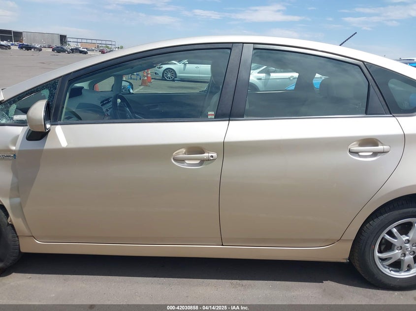 2010 TOYOTA PRIUS VIN: JTDKN3DUXA0052326