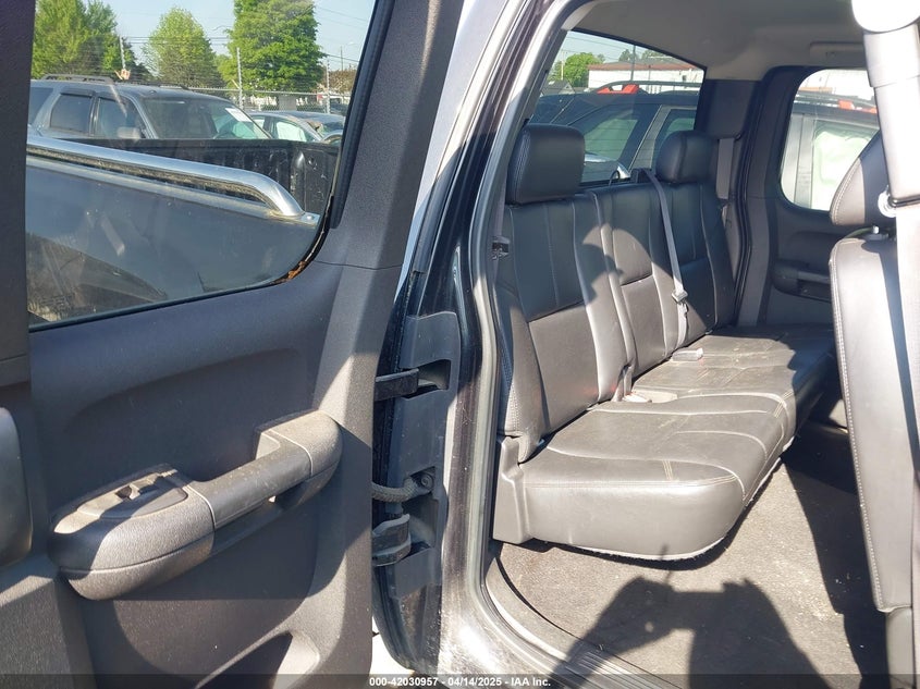 2009 CHEVROLET SILVERADO 1500 VIN: 1GCEK39J59Z182591