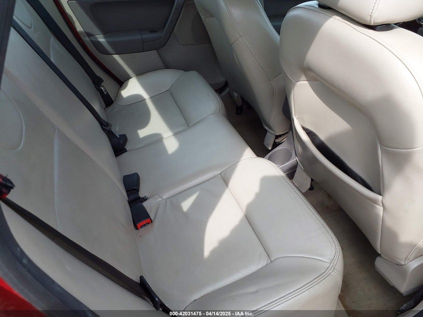 2009 FORD FOCUS VIN: 1FAHP37N99W130862