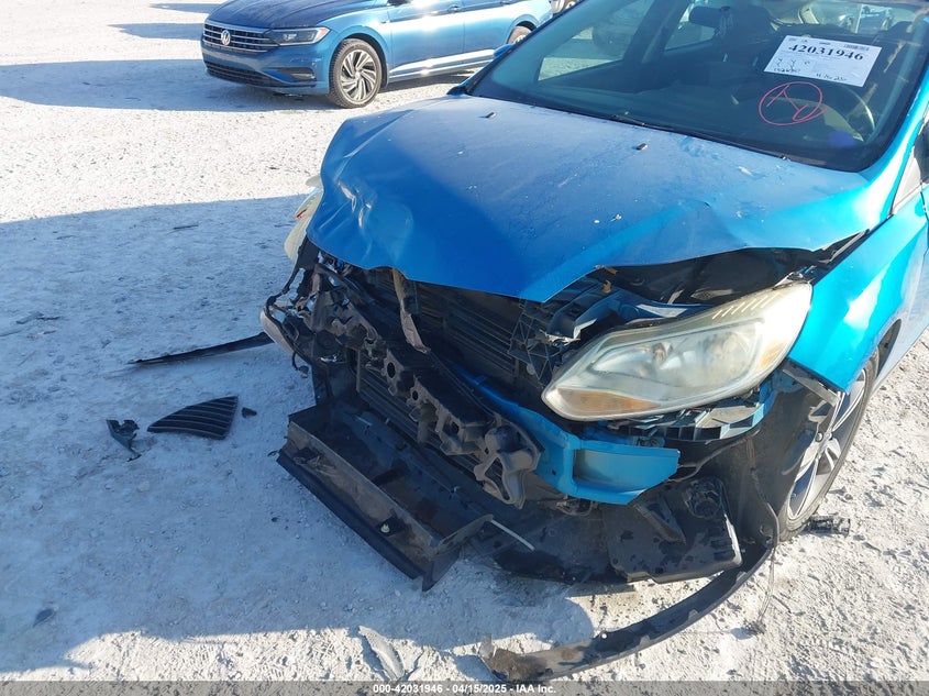 2014 FORD FOCUS VIN: 1FADP3K21EL403591