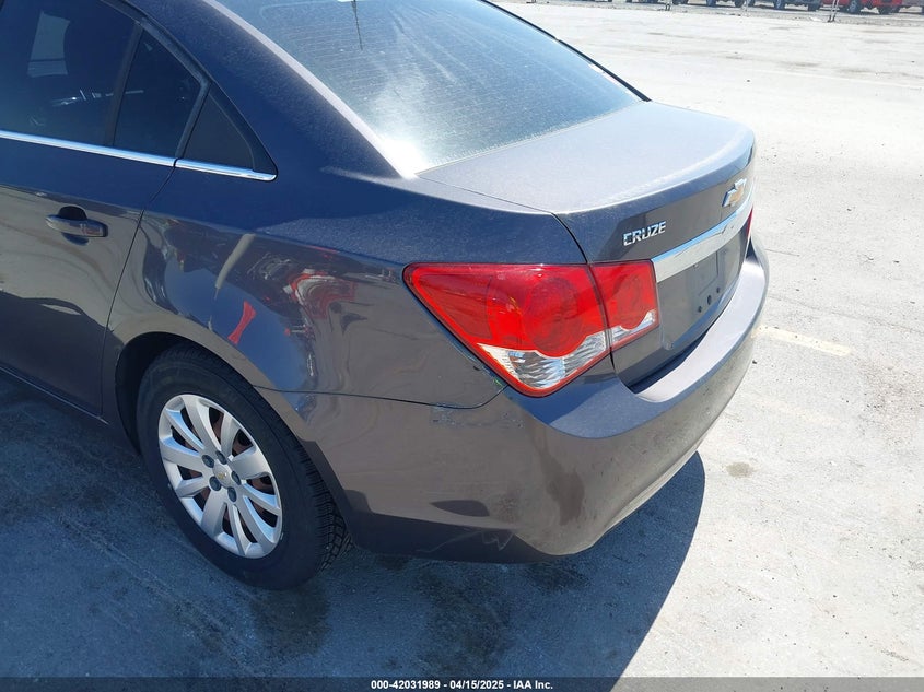 2011 CHEVROLET CRUZE VIN: 1G1PD5SH8B7222324