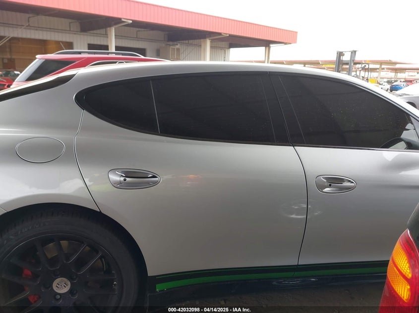 2014 PORSCHE PANAMERA GTS - WP0AF2A79EL083489
