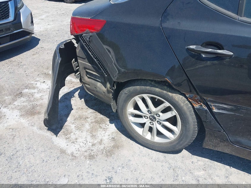 2011 KIA OPTIMA VIN: KNAGM4A75B5069596