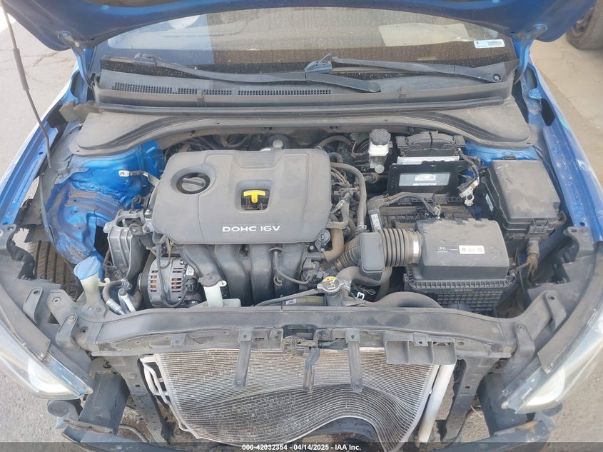 2018 HYUNDAI ELANTRA VIN: 5NPD84LF9JH380476