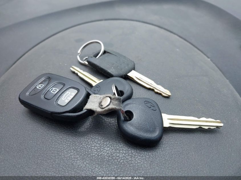 2013 Hyundai Elantra Limited VIN: KMHDH4AEXDU748440 Lot: 42032398