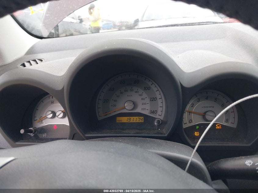 2007 TOYOTA SCION TC VIN: JTKDE167470208382