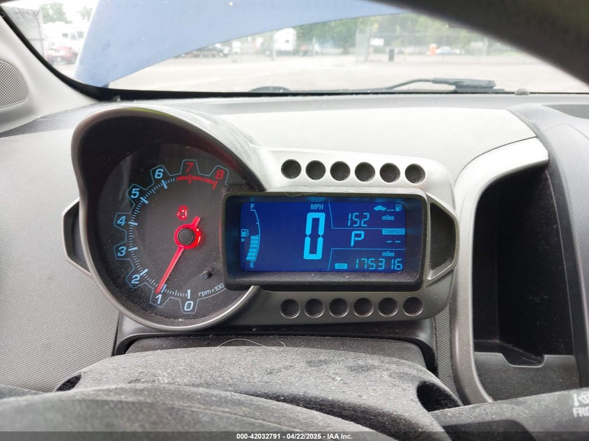 2013 CHEVROLET SONIC VIN: 1G1JC6SH0D4196613