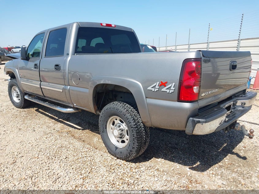 2006 CHEVROLET SILVERADO VIN: 1GCHK23286F120138