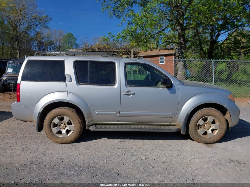 1996 Nissan Pathfinder VIN: 5E1AR18W06C625090 Lot: 42033313