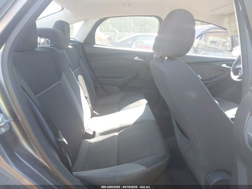 2014 FORD FOCUS SE - 1FADP3F29EL190352