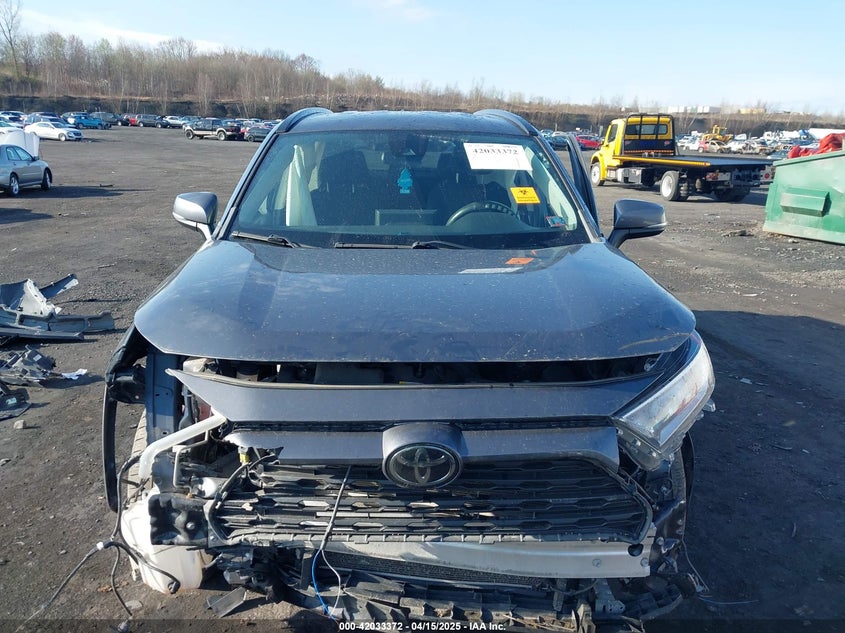 2020 TOYOTA RAV4 XLE - 2T3P1RFV2LW130185