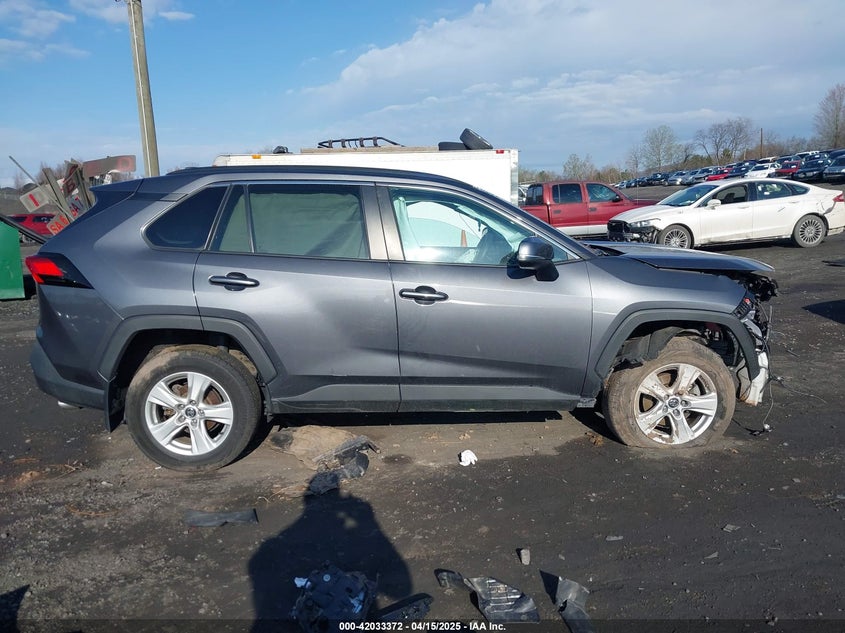 2020 TOYOTA RAV4 XLE - 2T3P1RFV2LW130185