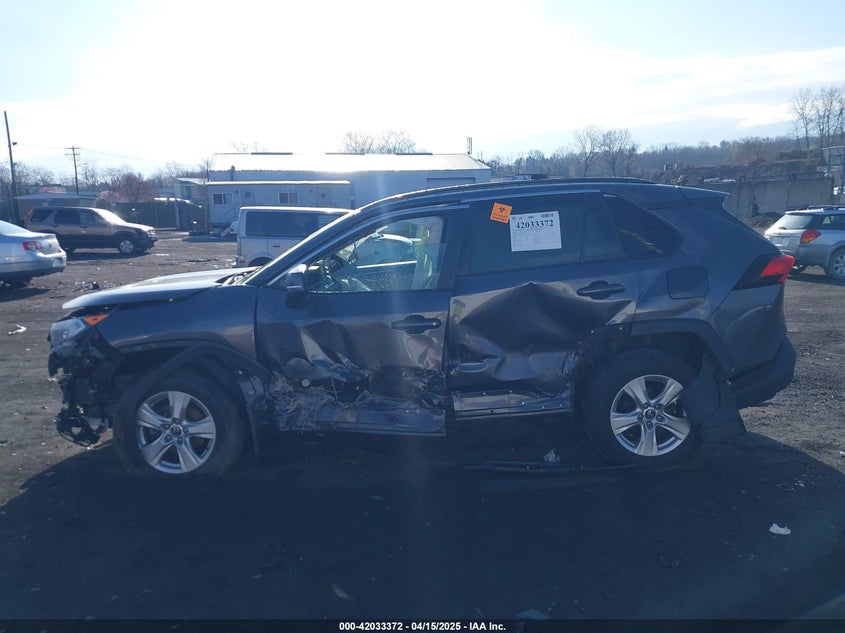 2020 TOYOTA RAV4 XLE - 2T3P1RFV2LW130185